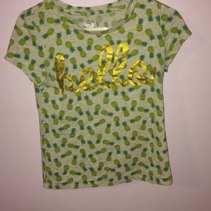 age 10 or so "hello" pinneapple tshirt